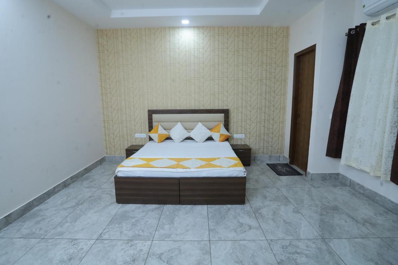 Raghav Inn Karnāl Extérieur photo